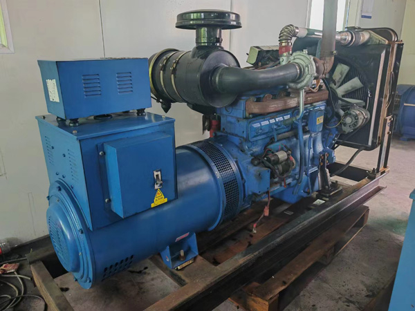 嘉兴100kW柴油发电机组使用多级机油有哪些优缺点？